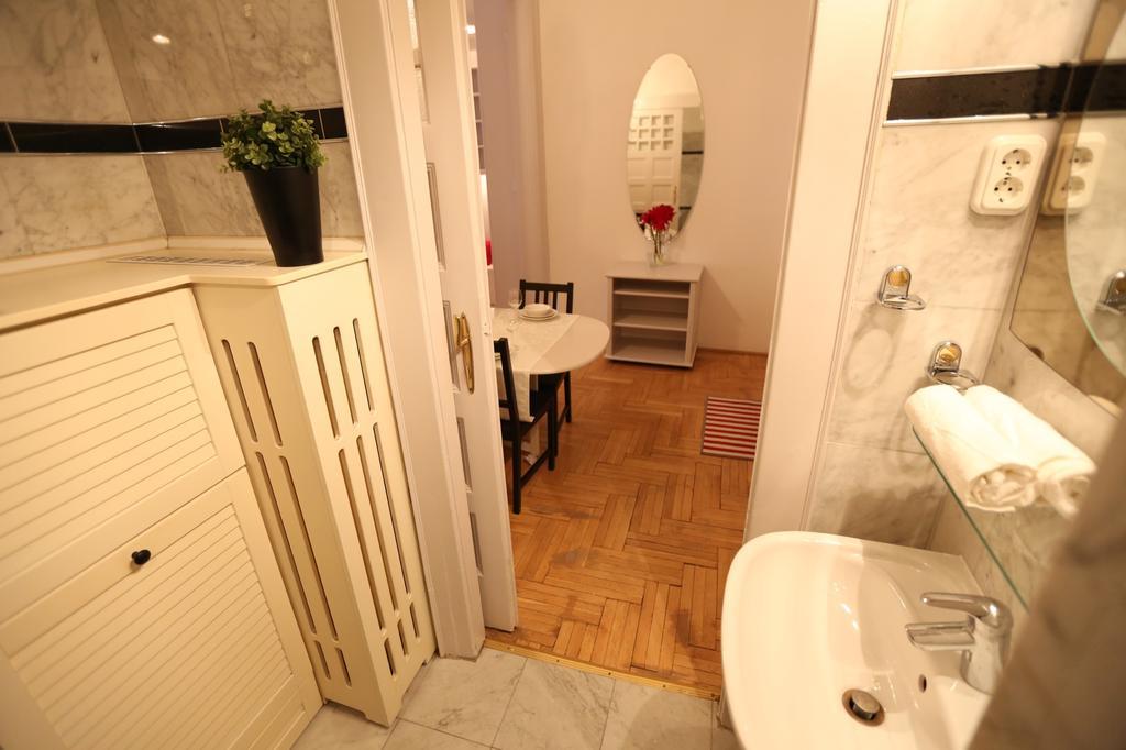 D.Five Classic Luxury Apartment 부다페스트 외부 사진